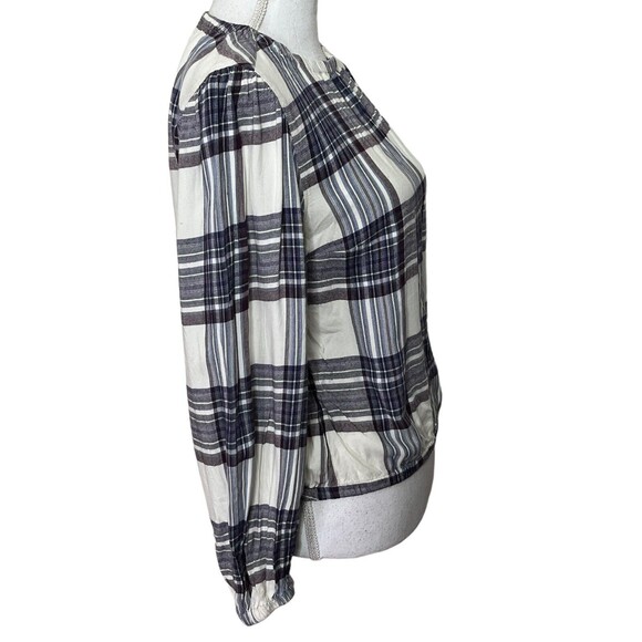 Welcome to my closet! - Picture 8 of 13